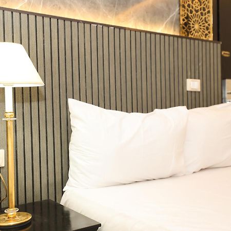 Giza Inn Nazlet el-Sisi Bagian luar foto
